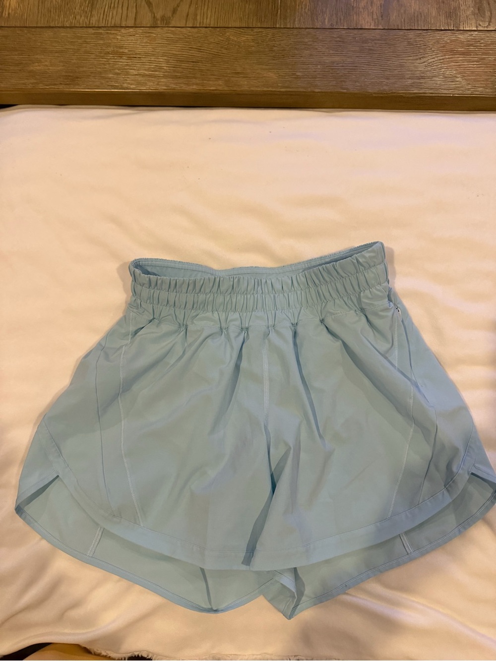 LuluLemon Light Blue Women's Athletic Shorts - Elastic Waist 5”